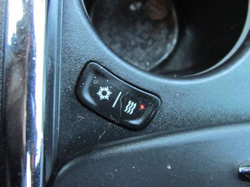 Used 2013 Dodge Charger R/T image 17