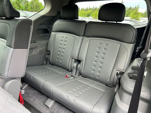 Used 2024 Kia EV9 Wind AWD/4WD image 34