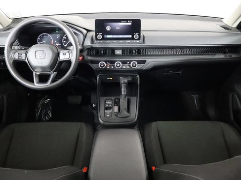 Used 2025 Honda CR-V LX image 13