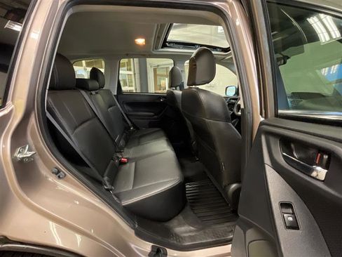 Used 2015 Subaru Forester 2.5i Limited image 22