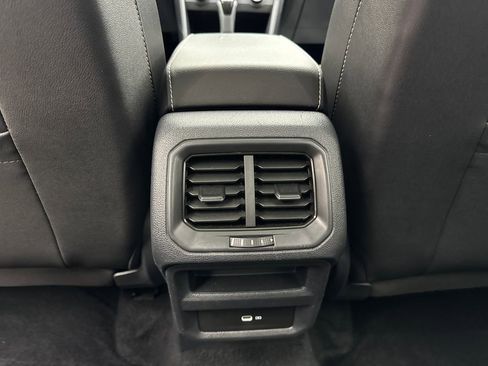 Used 2022 Volkswagen Taos SE w/ Panoramic Sunroof Package AWD/4WD image 71