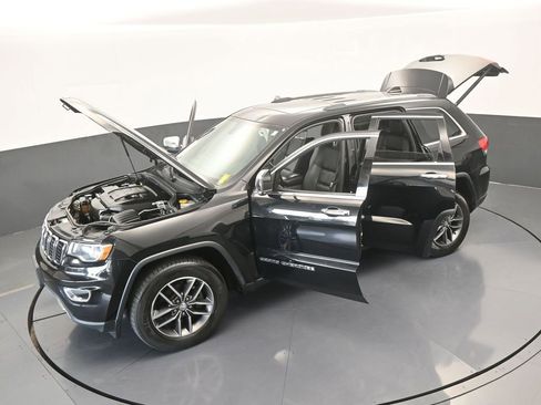 Used 2018 Jeep Grand Cherokee Limited image 68