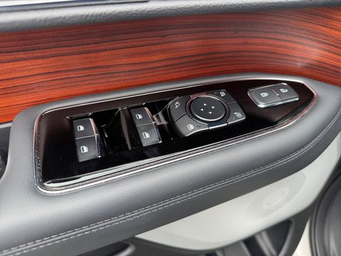 New 2024 Lincoln Navigator L Reserve image 19