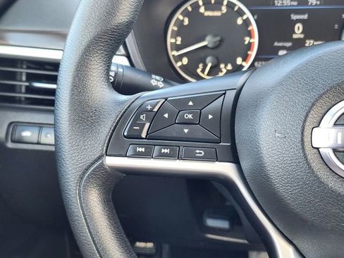 Used 2024 Nissan Altima 2.5 SV image 30