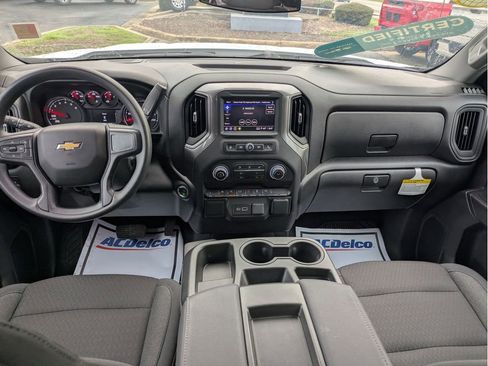 Certified 2025 Chevrolet Silverado 1500 Custom image 16