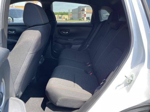 Used 2024 Honda HR-V Sport image 14