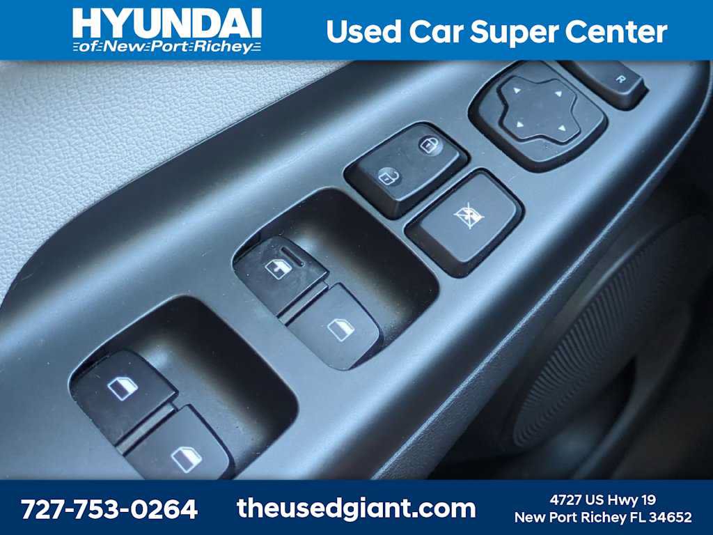 Certified 2022 Hyundai Kona SE FWD image 23