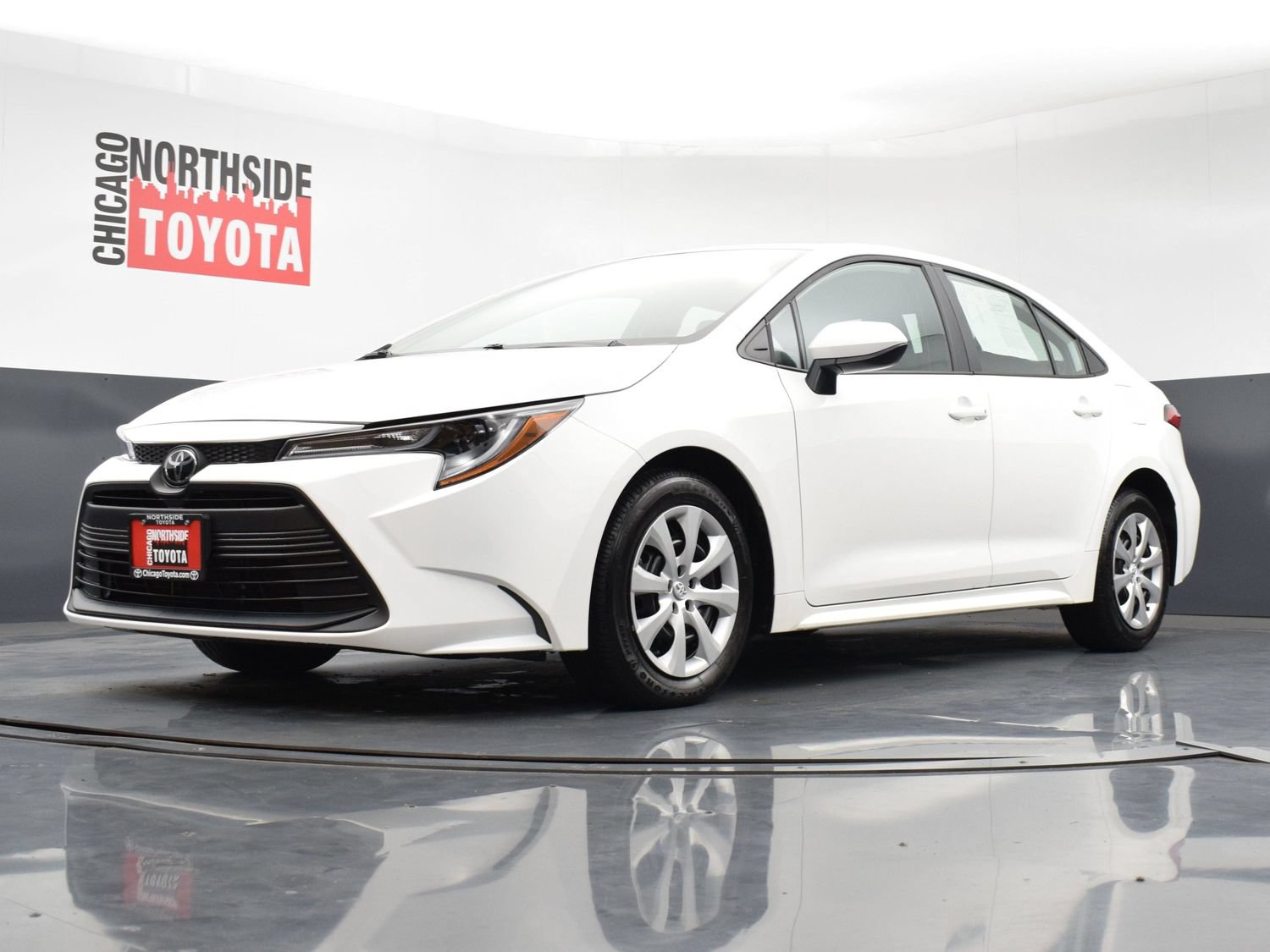 Certified 2026 Toyota Corolla LE FWD image 30