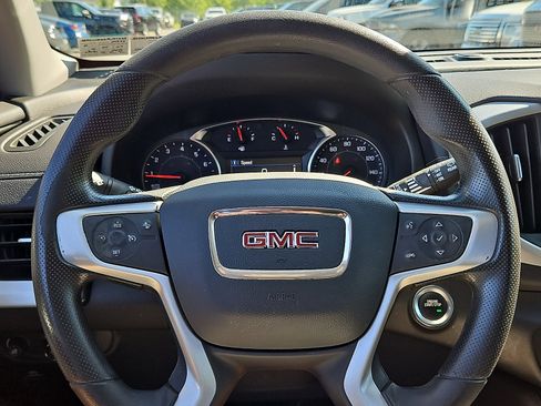 Used 2023 GMC Terrain SLE w/ Driver Convenience Package FWD image 18