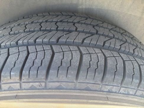Used 2016 Chevrolet Traverse LT w/ Style and Technology Package FWD image 13