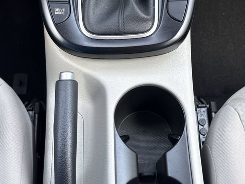Used 2025 Kia Soul LX FWD image 23