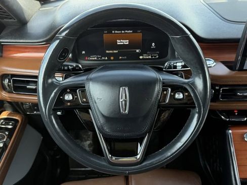 Used 2020 Lincoln Aviator Reserve w/ Equipment Group 201A image 12