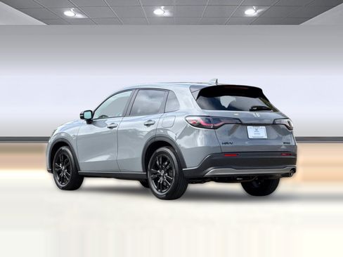 Certified 2026 Honda HR-V Sport image 3