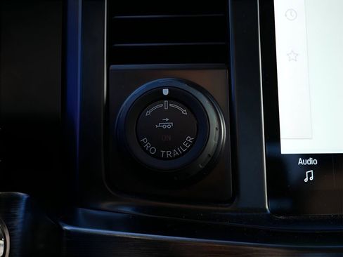 Used 2024 Ford F250 Lariat w/ Lariat Ultimate Package image 25