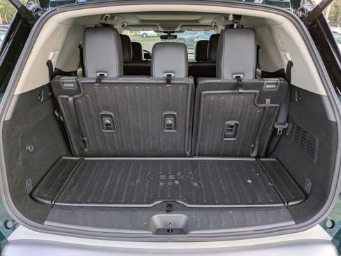 Certified 2024 Nissan Pathfinder Platinum w/ Cargo Package image 14