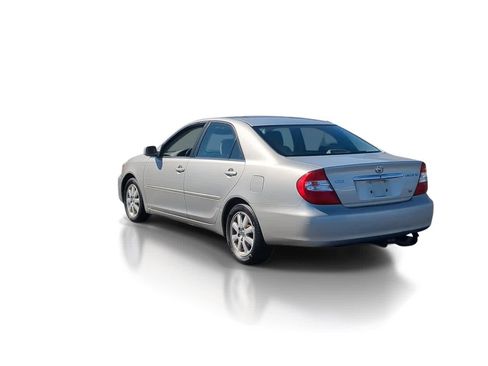 Used 2004 Toyota Camry XLE image 6