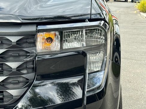 Used 2025 Ford Maverick XLT w/ 4K Tow Package AWD/4WD image 15