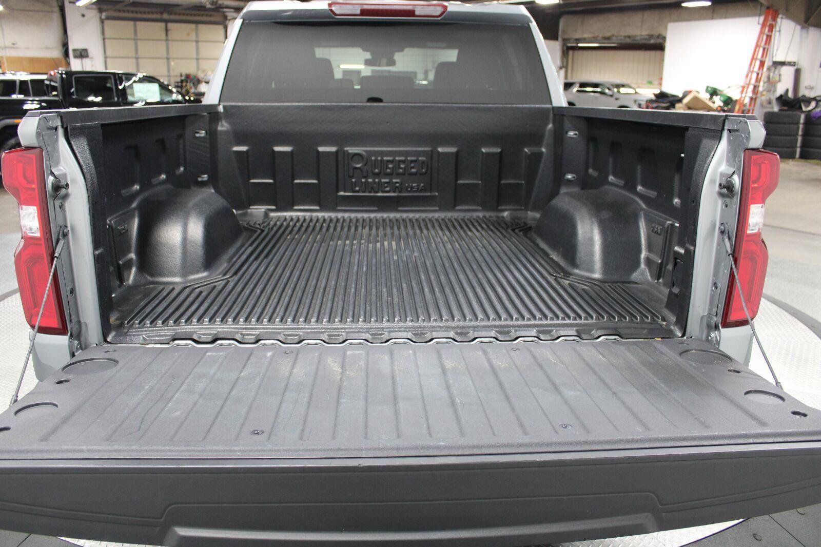 Used 2026 Chevrolet Silverado 1500 RST AWD/4WD image 23