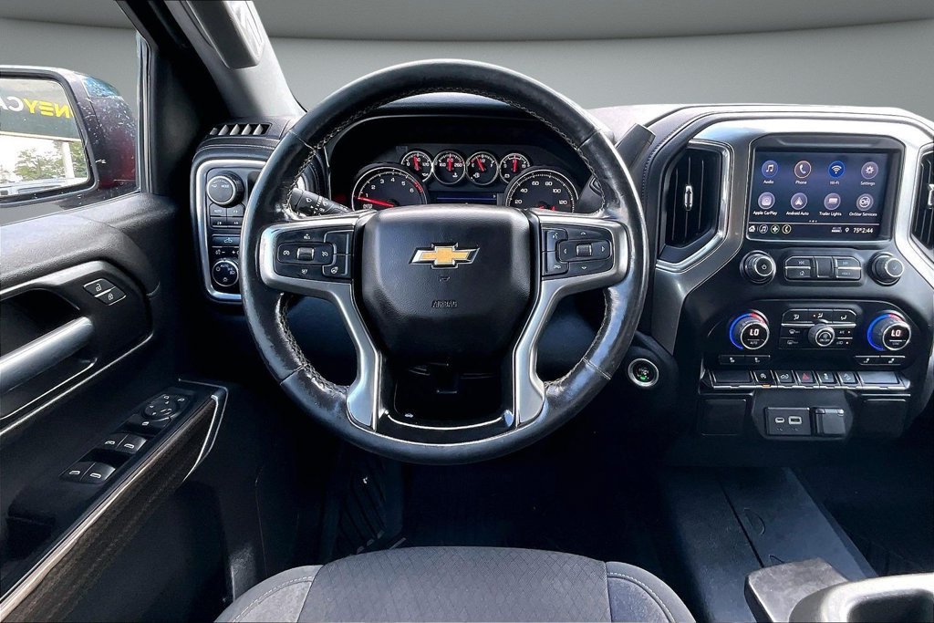 Used 2021 Chevrolet Silverado 1500 LT AWD/4WD image 9