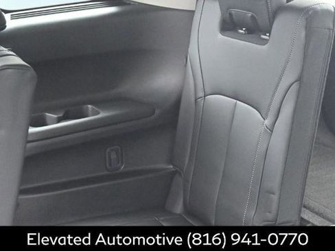 Certified 2026 INFINITI QX60 Luxe w/ Family Package AWD/4WD image 22