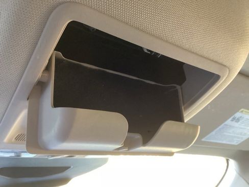 Used 2020 Ford Escape SE image 61