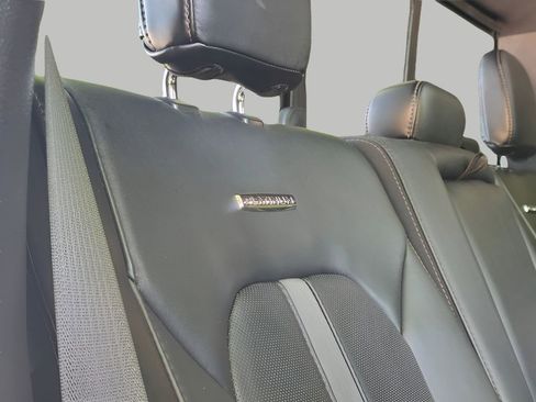 Used 2019 Ford F250 Platinum w/ Platinum Ultimate Package AWD/4WD image 7