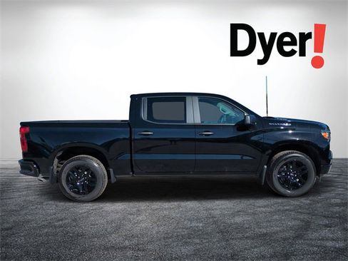 New 2026 Chevrolet Silverado 1500 Custom image 2