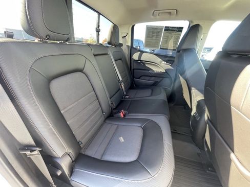 Used 2022 GMC Canyon AT4 w/ Trailering Package image 29