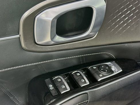 Used 2022 Kia Sorento SX FWD image 19