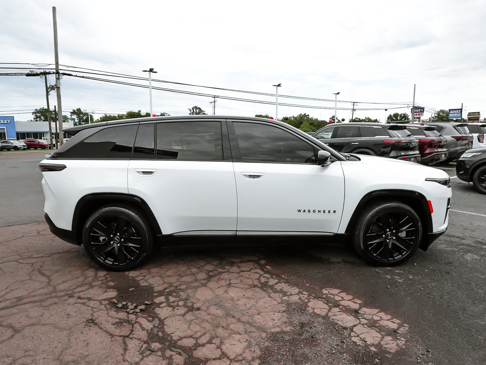 Used 2024 Jeep Wagoneer Launch Edition AWD/4WD image 7