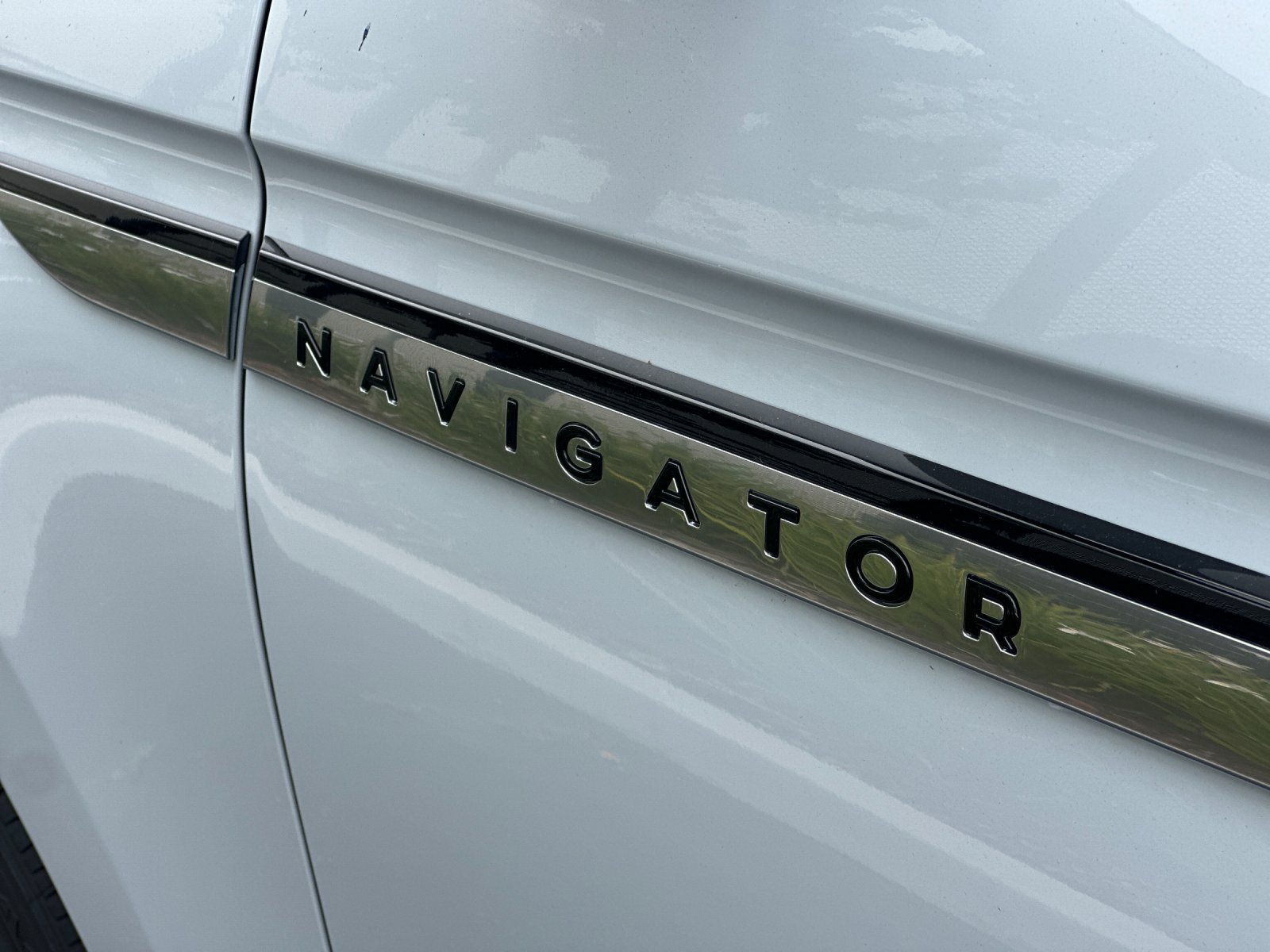 New 2026 Lincoln Navigator Reserve AWD/4WD image 27