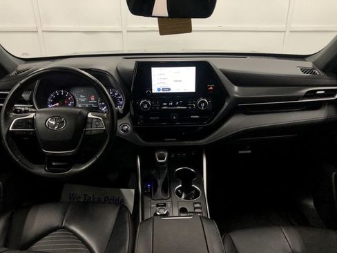 Used 2023 Toyota Highlander XSE AWD/4WD image 14