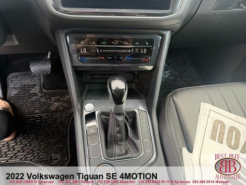 Used 2022 Volkswagen Tiguan SE AWD/4WD image 21