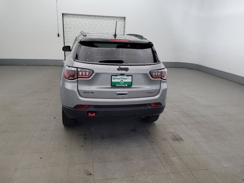 Used 2020 Jeep Compass Trailhawk w/ Leather Interior Group AWD/4WD image 6