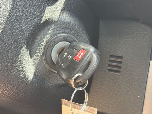 Used 2021 Toyota Tacoma SR AWD/4WD image 26