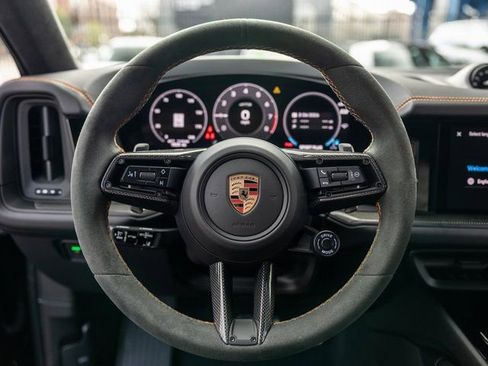 Certified 2025 Porsche Cayenne GTS image 6