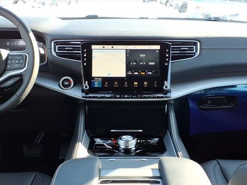 New 2026 Jeep Grand Wagoneer image 7