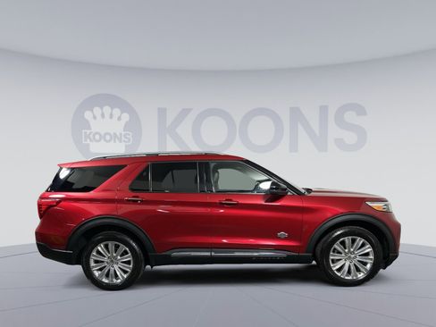 Used 2021 Ford Explorer King Ranch w/ Premium Technology Package image 8