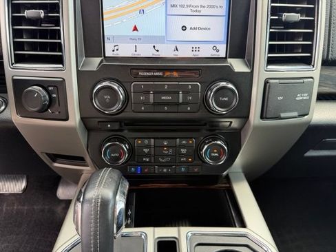 Used 2018 Ford F150 Lariat RWD image 17
