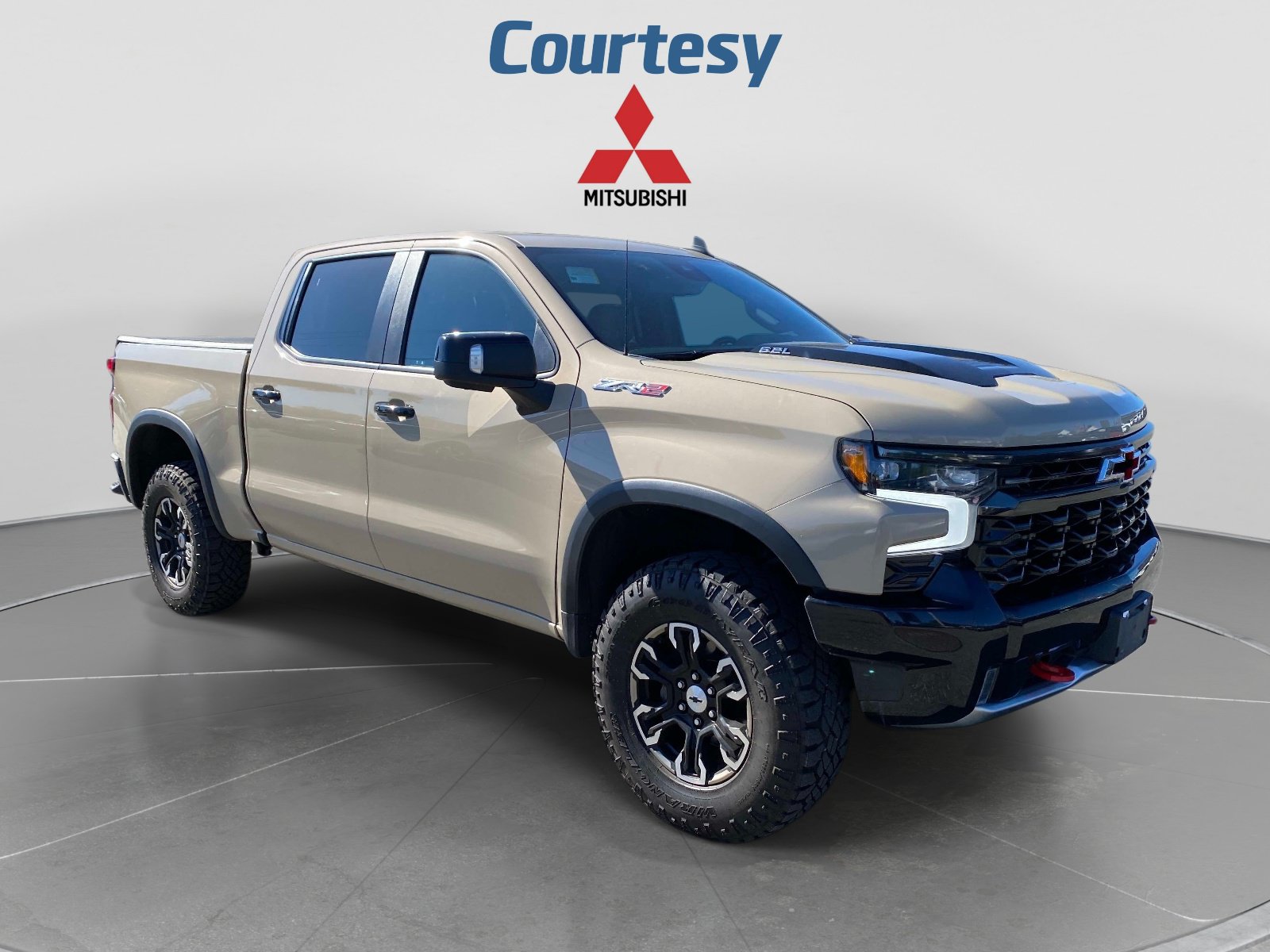 Used 2023 Chevrolet Silverado 1500 ZR2 AWD/4WD image 9