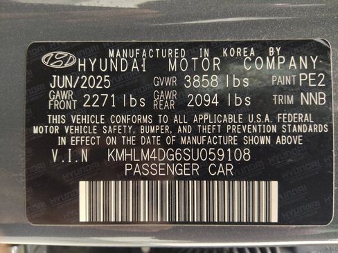 Used 2025 Hyundai Elantra Sport image 33