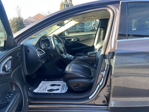 Used 2015 Chrysler 200 C w/ Navigation & Sound Group I image 14