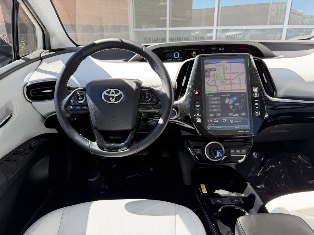Used 2020 Toyota Prius Prime XLE FWD image 16