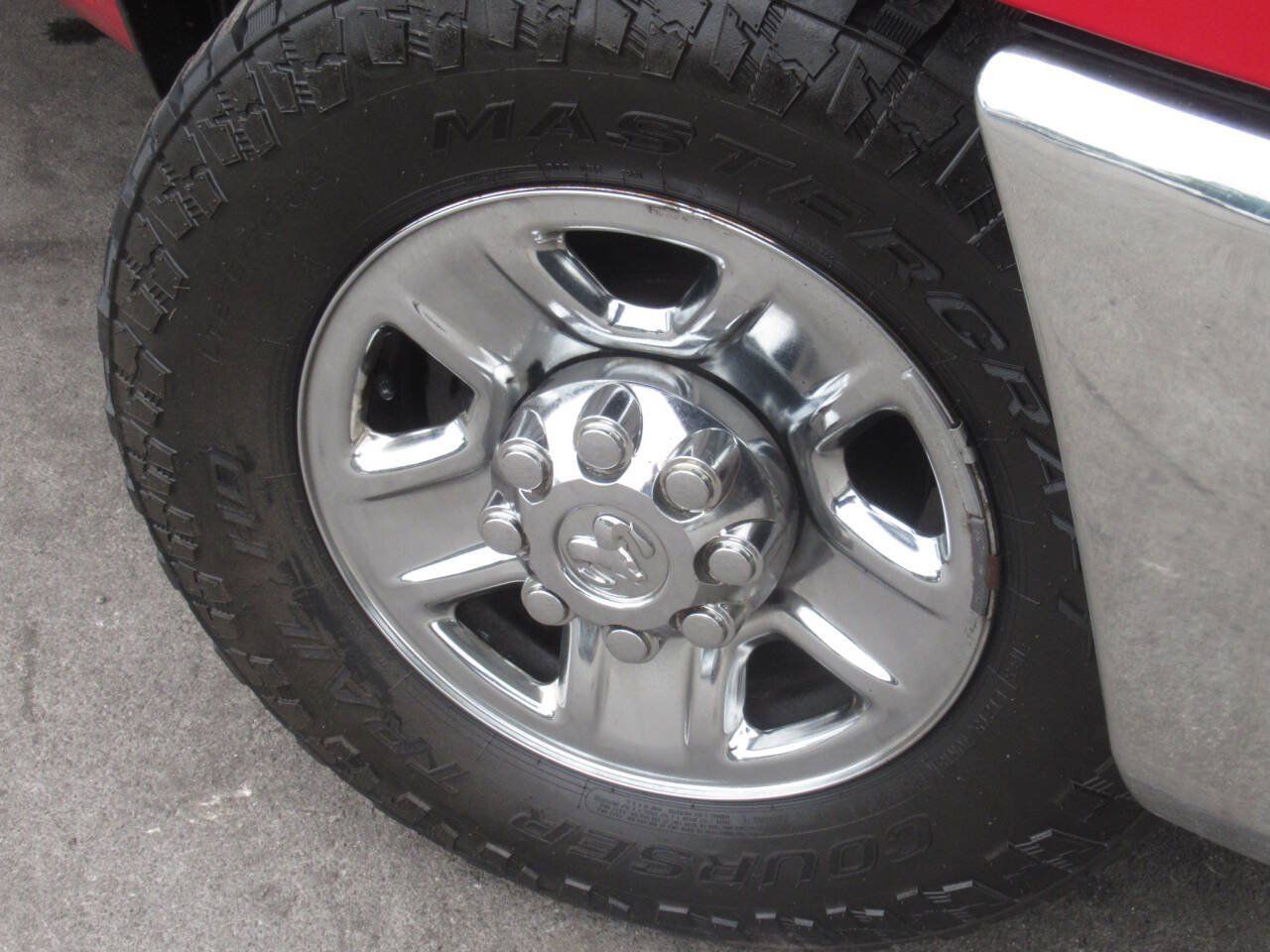 Used 2019 RAM 2500 Tradesman AWD/4WD image 3