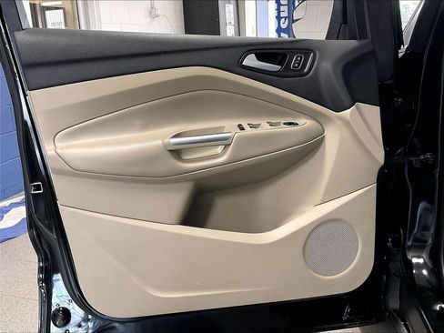 Used 2018 Ford Escape SE AWD/4WD image 9