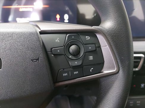 New 2026 Nissan Sentra SV w/ Floor Mat Package FWD image 17