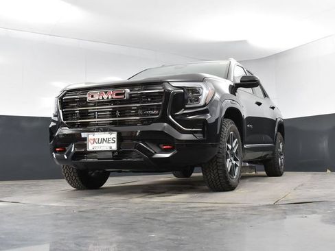 Used 2026 GMC Terrain AT4 w/ LPO, Floor Liner Package AWD/4WD image 38