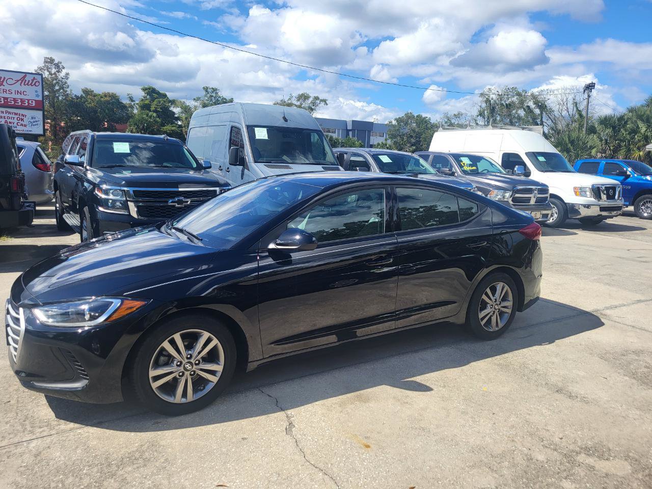 Used 2017 Hyundai Elantra SE FWD image 77