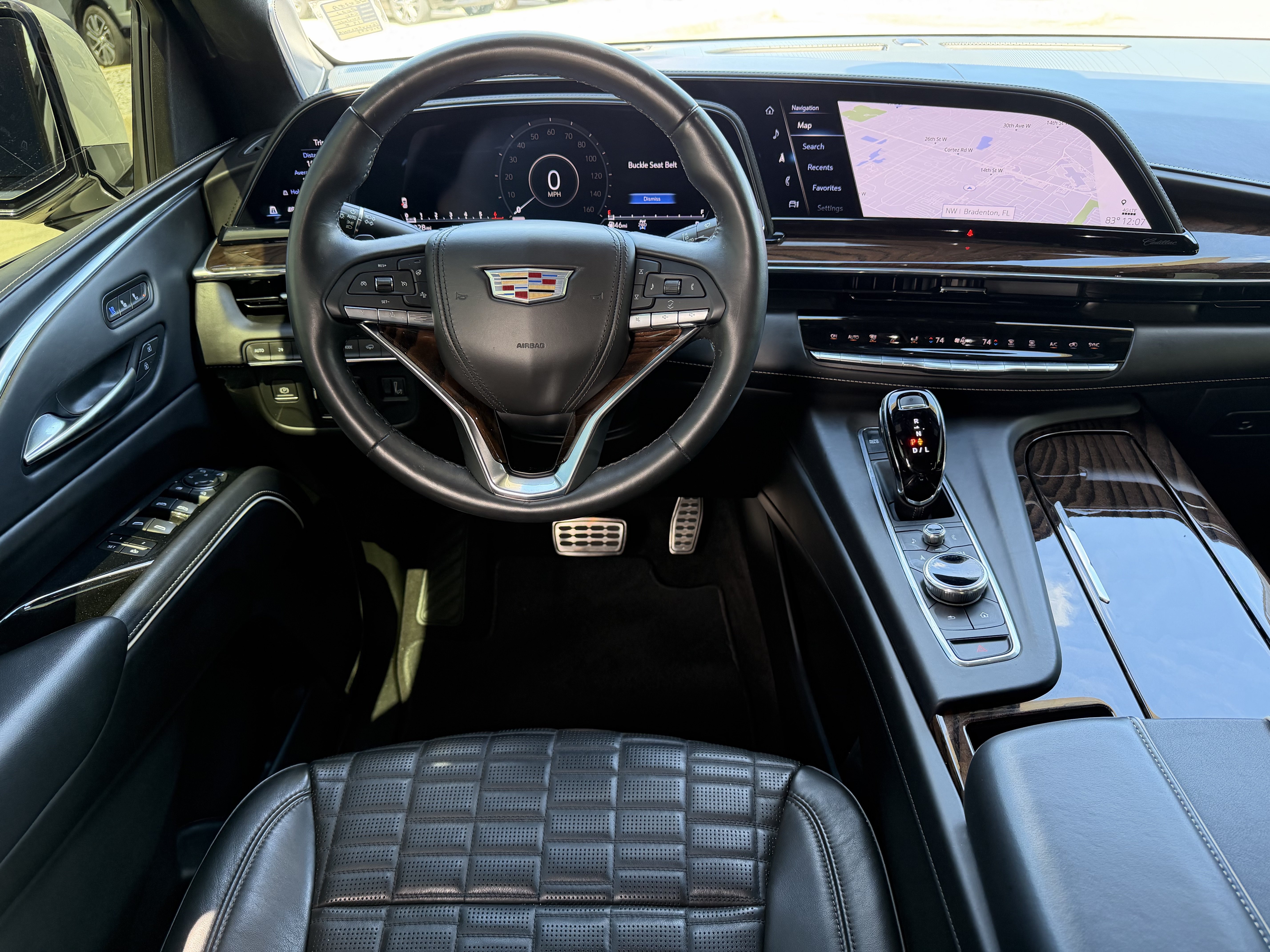 Certified 2022 Cadillac Escalade ESV Sport Platinum w/ LPO, ONYX Package AWD/4WD image 17
