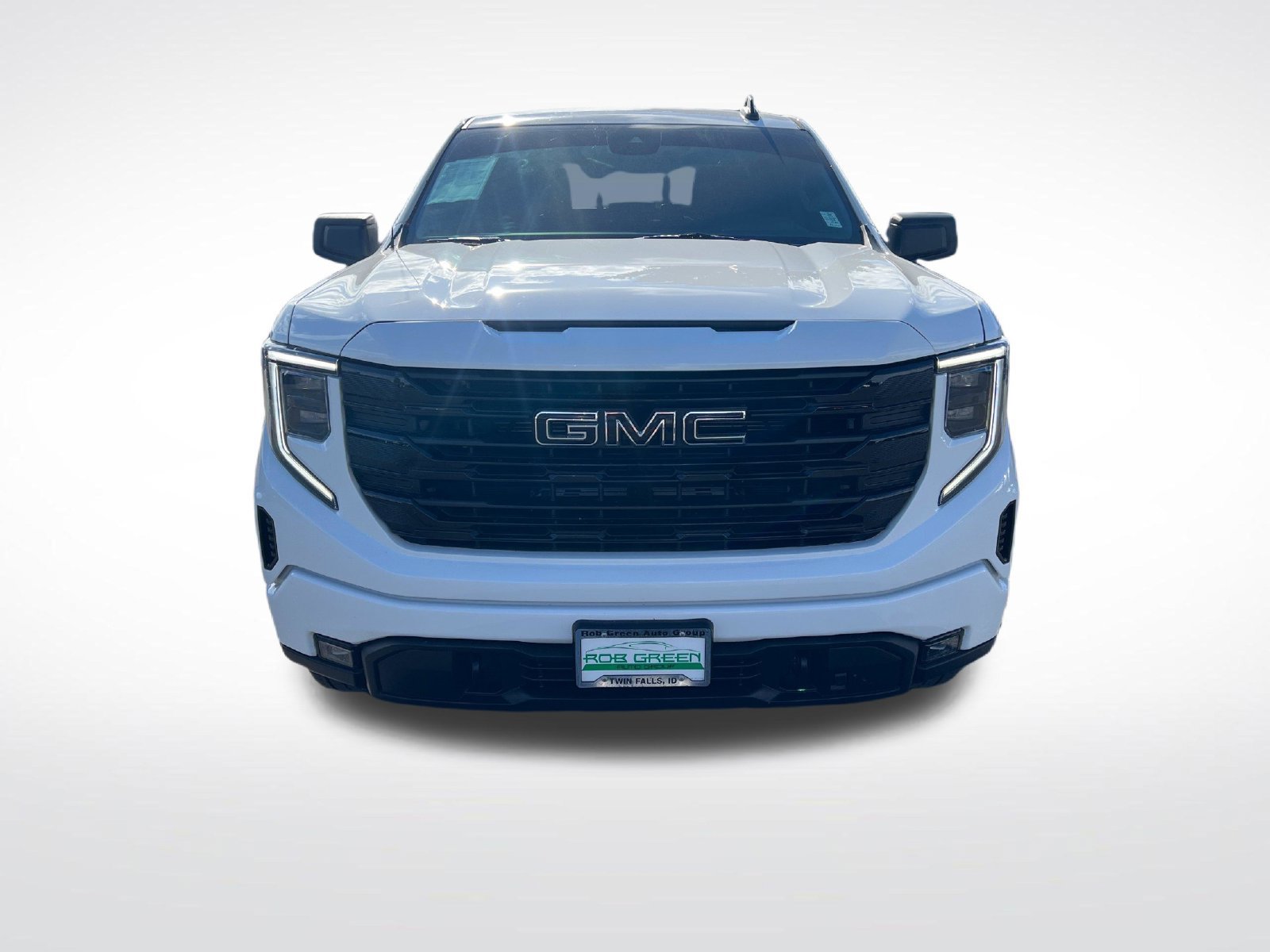Used 2025 GMC Sierra 1500 Elevation w/ Preferred Package AWD/4WD image 9